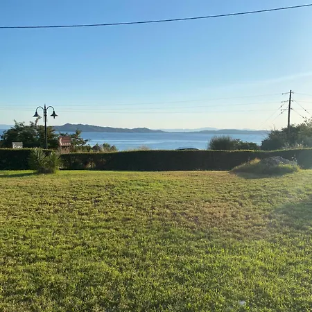 Sea View House In